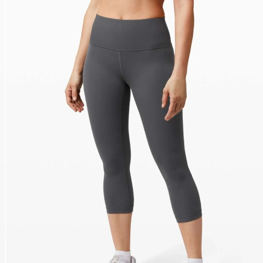Lululemon Athletica Wunder Under Crop High Rise Full on Luxtreme Graphite Gray